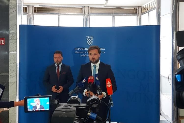 Slika /slike/Vijesti/2021/Sastanak ministara Ćorić i Košarac.jpg